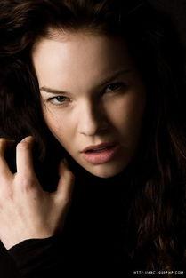 欧美国女人和大型马配,一场跨越物种的浪漫邂逅